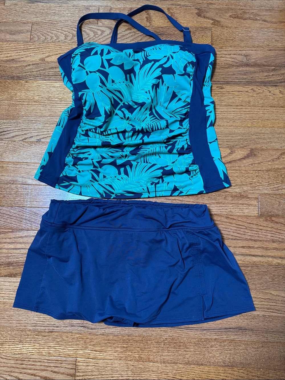 Lands end Green Tropical Print Tankini Top with Navy Swim Skirt size 12